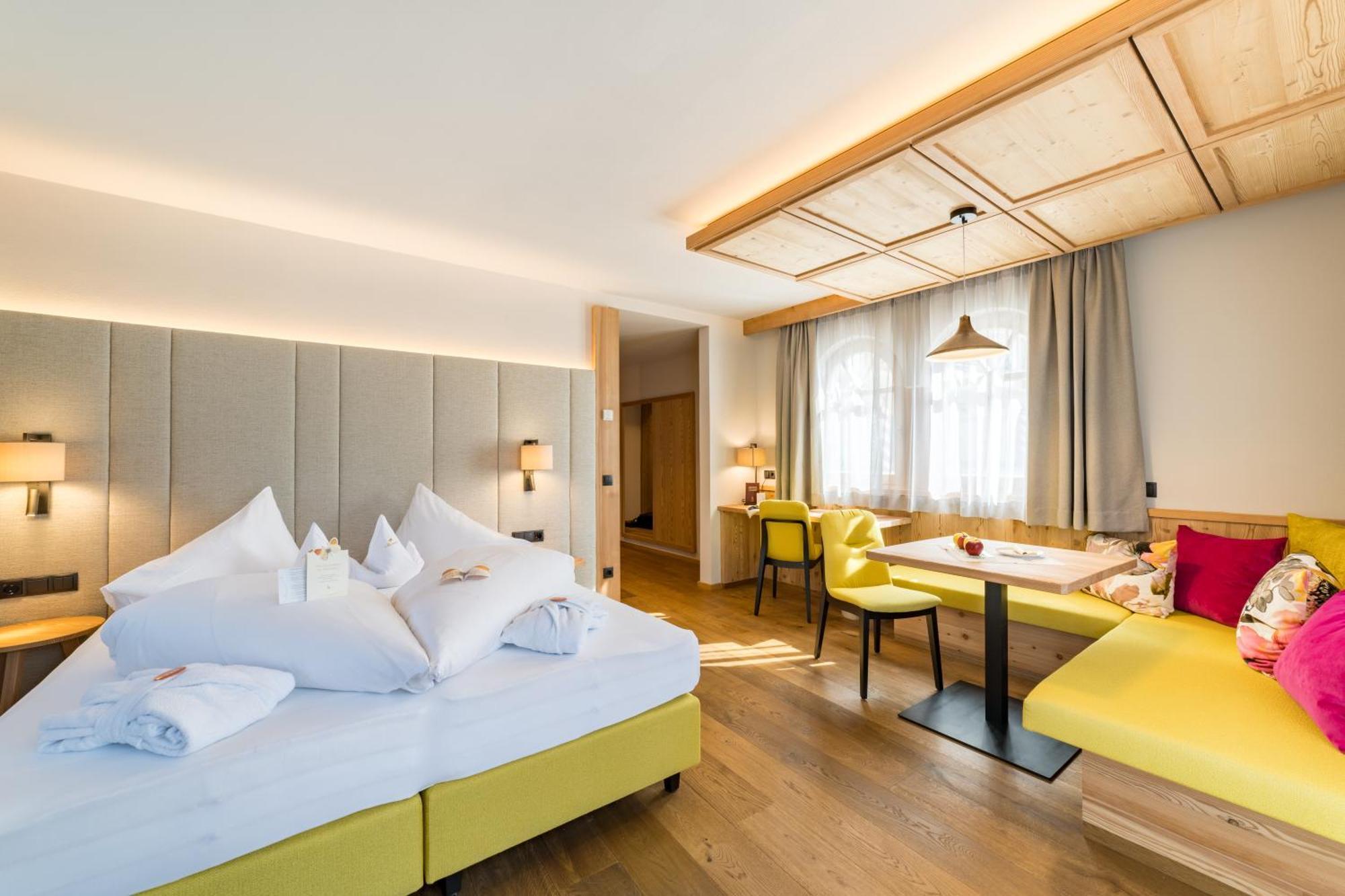 Mirabell Dolomites Hotel - Luxury Ayurveda & Spa Olang Exteriér fotografie
