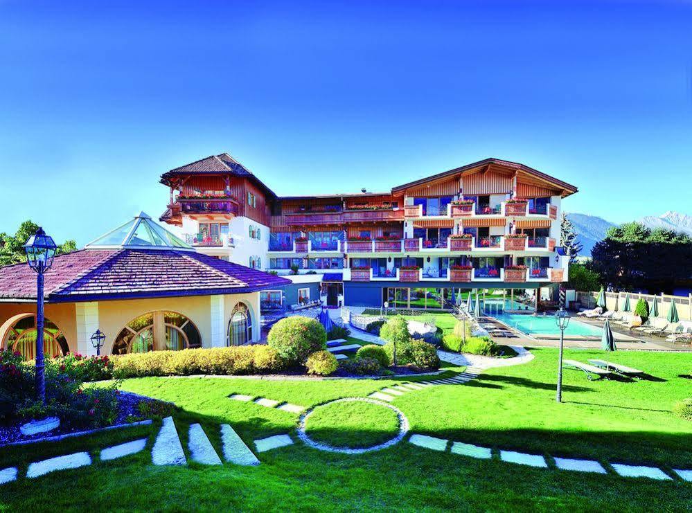 Mirabell Dolomites Hotel - Luxury Ayurveda & Spa Olang Exteriér fotografie