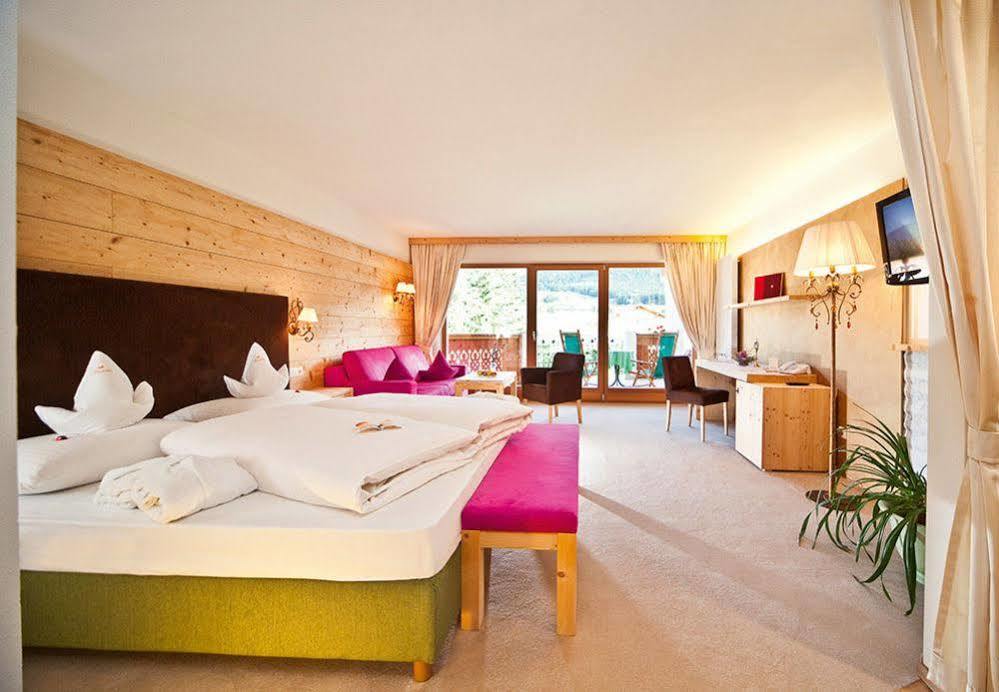 Mirabell Dolomites Hotel - Luxury Ayurveda & Spa Olang Exteriér fotografie